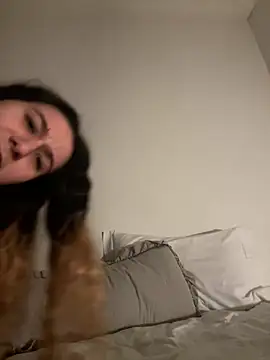 Snapshot of joanaguerreiru chatting on 02.12.26 joanaguerreiru online show from 02.12.26