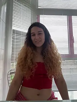 Snapshot of joanaguerreiru chatting on 05.08.26 joanaguerreiru online show from 05.08.26
