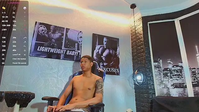 Snapshot of _erick_j chatting on 05.10.26 erick j online show from 05.10.26