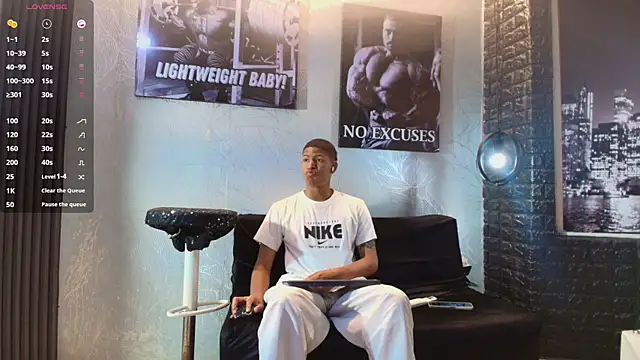 Snapshot of _erick_j chatting on 05.30.26 erick j online show from 05.30.26