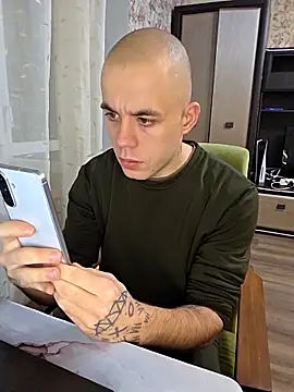 Snapshot of TvoY_bOy1 chatting on 02.26.26 TvoY bOy1 online show from 02.26.26