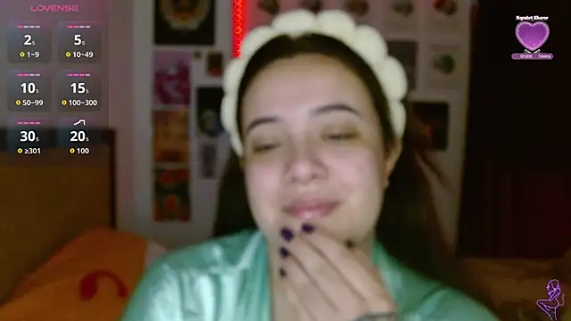 Snapshot of Nova-Satela chatting on 05.04.26 Nova-Satela online show from 05.04.26