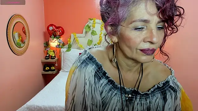 Dalila Najjar  online show from 04.06.26