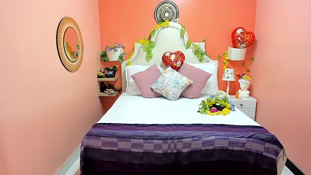 Snapshot of Dalila_Najjar_ chatting on 04.26.26 Dalila Najjar online show from 04.26.26