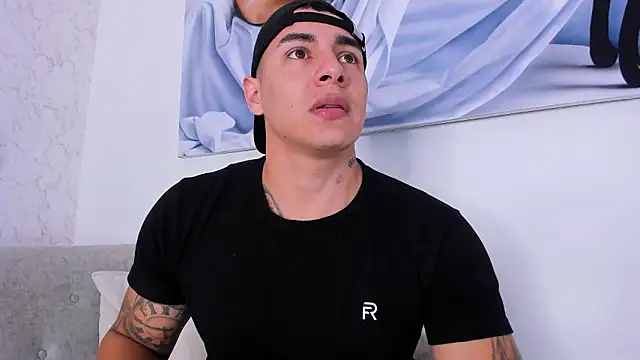 Snapshot of MassimoCo_ chatting on 02.02.26 MassimoCo online show from 02.02.26