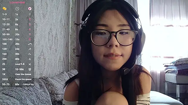 AprilOnilll online show from 03.16.26