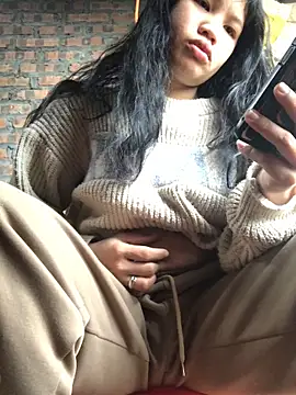 Snapshot of Minhkhue121 chatting on 02.01.26 Minhkhue121 online show from 02.01.26