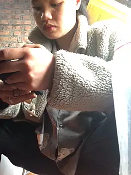 Snapshot of Minhkhue121 chatting on 02.10.26 Minhkhue121 online show from 02.10.26