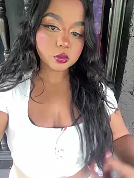 Isabella Belmont online show from 02.03.26