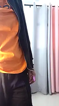 Snapshot of saray_reesee chatting on 02.05.26 saray reesee online show from 02.05.26