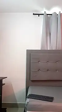 Snapshot of saray_reesee chatting on 02.26.26 saray reesee online show from 02.26.26