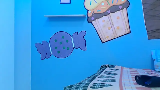 skinnysexzara18 online show from 02.15.26