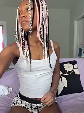 xouniq online show from 02.24.26