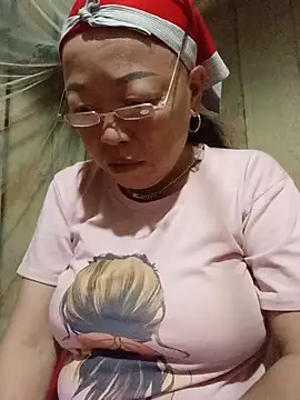 Snapshot of Agnes-baby chatting on 07.05.26 Agnes-baby online show from 07.05.26