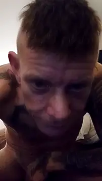 Snapshot of Der_Schoene_Penis chatting on 01.06.26 Der Schoene Penis online show from 01.06.26