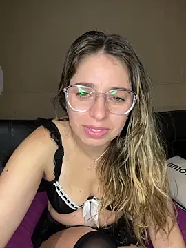 Snapshot of soyanahii chatting on 04.05.26 soyanahii online show from 04.05.26