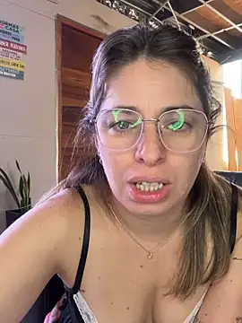 Snapshot of soyanahii chatting on 04.11.26 soyanahii online show from 04.11.26