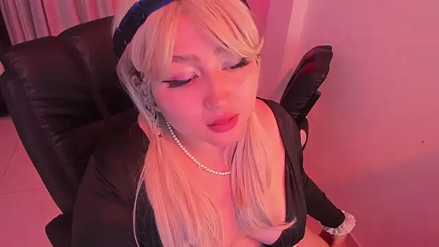 Snapshot of Sweet_lenna chatting on 05.16.26 Sweet lenna online show from 05.16.26