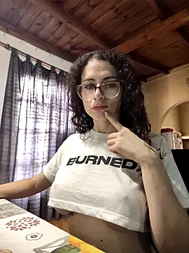 Nanucurlyxx online show from 03.30.26