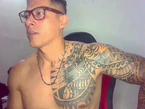 Hades Rom online show from 01.08.26