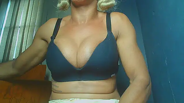 paolla23cm brasil online show from 07.25.26