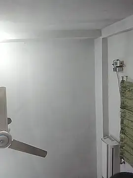 Snapshot of momo_loves chatting on 03.16.26 momo loves online show from 03.16.26