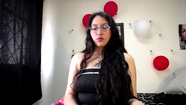 abril onnel online show from 02.28.25