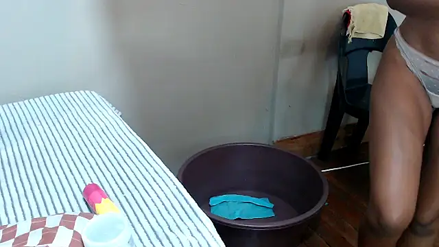 ExtraDoll online show from 03.14.26