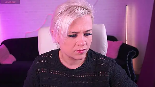 CrystalVibe online show from 03.12.26