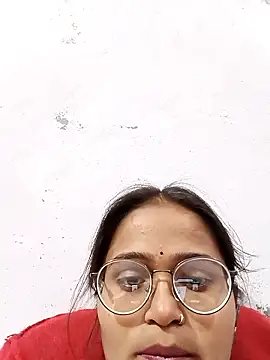 Snapshot of Cute--Aditi chatting on 01.09.26 Cute--Aditi online show from 01.09.26