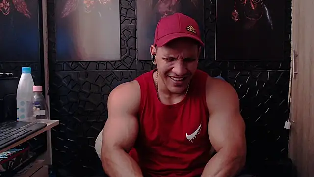 Snapshot of viktor_herrera chatting on 02.26.26 viktor herrera online show from 02.26.26