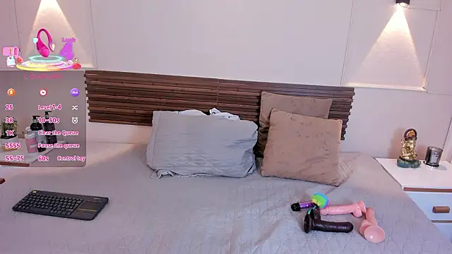 mia gold  online show from 03.25.26