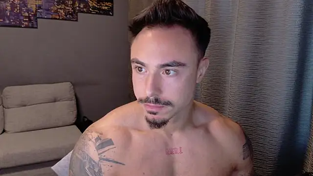 Snapshot of Master_Lukas chatting on 04.17.26 Master Lukas online show from 04.17.26