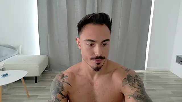 Snapshot of Master_Lukas chatting on 05.23.26 Master Lukas online show from 05.23.26