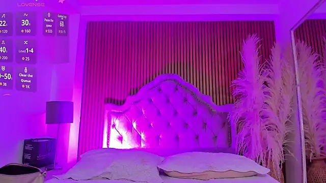 Violett hott  online show from 02.19.26