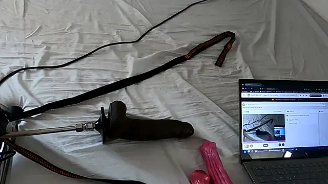 Snapshot of Sub_Xela chatting on 07.18.26 Sub Xela online show from 07.18.26