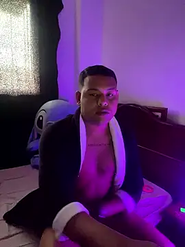 Snapshot of BoyAlexx16 chatting on 01.11.26 BoyAlexx16 online show from 01.11.26