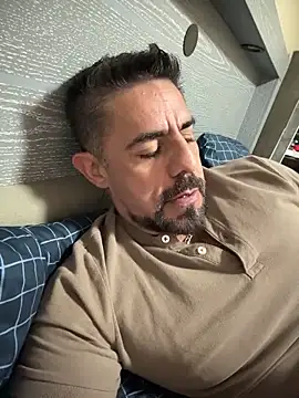 wolfbucker online show from 03.31.26