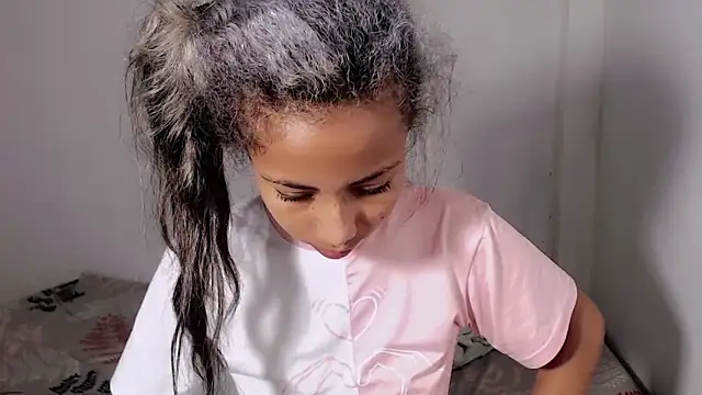 linda brown  online show from 04.09.26