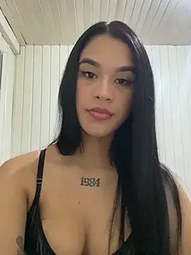 ashley hoott online show from 01.08.26