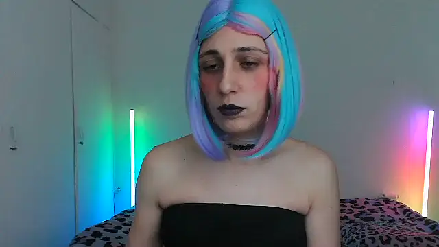 HoneyValentine online show from 02.21.26