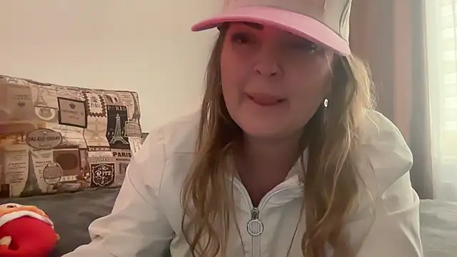 Snapshot of NSN_4lives chatting on 01.11.26 NSN 4lives online show from 01.11.26