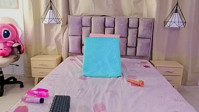 scarlettjohnson  online show from 03.10.26