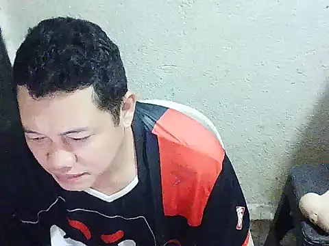 Snapshot of UrAsianGuy90 chatting on 03.29.26 UrAsianGuy90 online show from 03.29.26