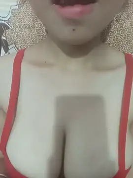 Snapshot of PinkyPrivateFun chatting on 07.14.26 PinkyPrivateFun online show from 07.14.26