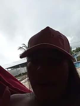 Snapshot of Indiafogosa23 chatting on 04.12.26 Indiafogosa23 online show from 04.12.26