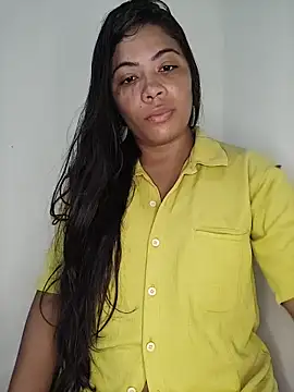 Snapshot of Indiafogosa23 chatting on 04.19.26 Indiafogosa23 online show from 04.19.26