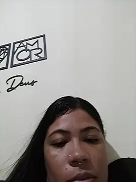 Snapshot of Indiafogosa23 chatting on 04.21.26 Indiafogosa23 online show from 04.21.26