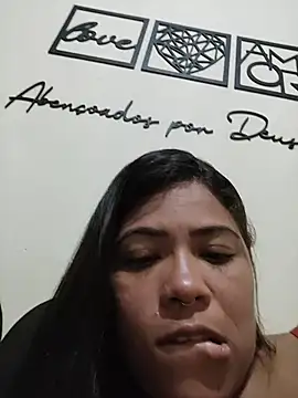 Snapshot of Indiafogosa23 chatting on 04.26.26 Indiafogosa23 online show from 04.26.26
