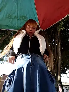 ISABELLA-01  online show from 02.14.26